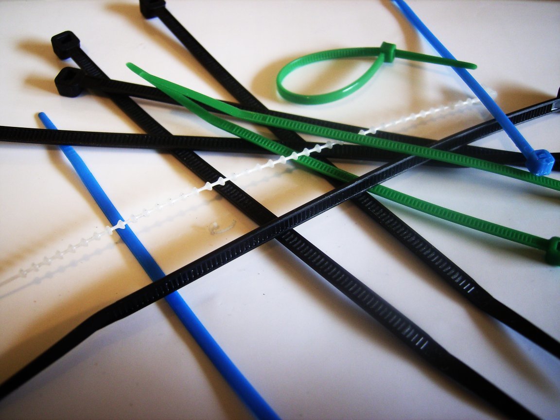 Cable Ties - Color: White & Black