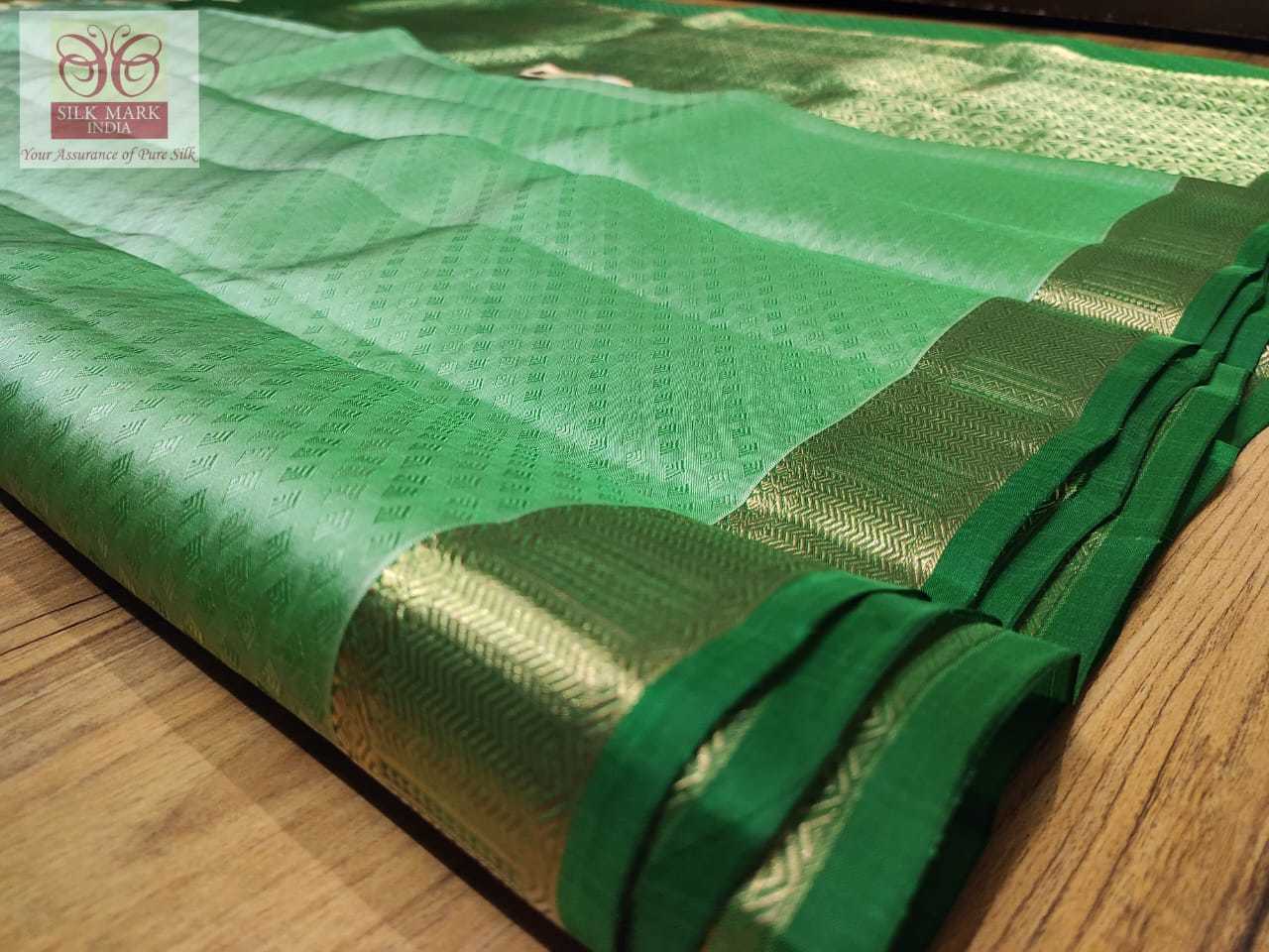 Pisatha Green Kanjivaram Pure Silk Saree.