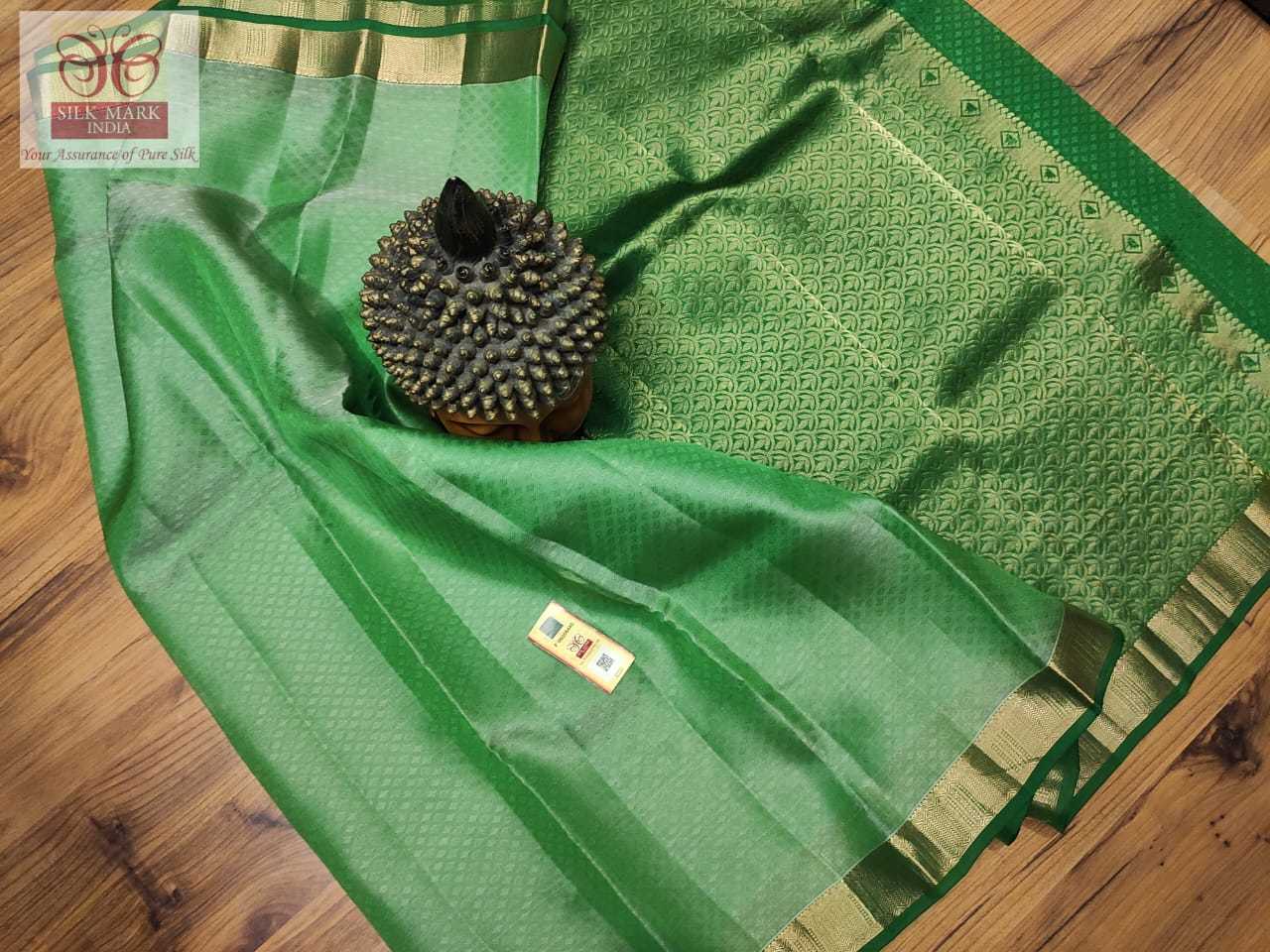 Pisatha Green Kanjivaram Pure Silk Saree.