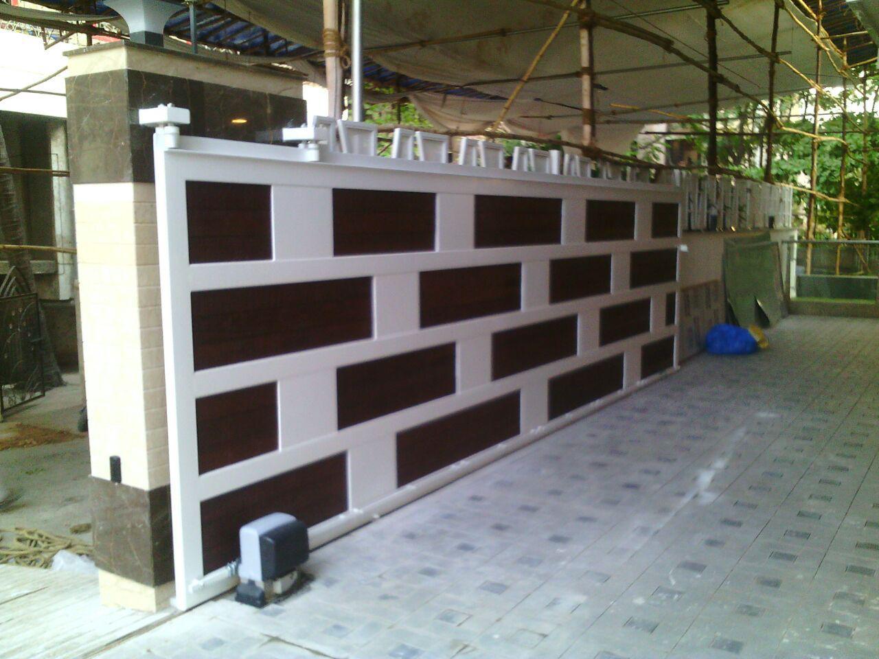 Automatic Sliding Gate - Steel Material, Standard Size, Eco-friendly White Finish | Hand Made With Forging Techniques, Enhanced Security And Aesthetic Appeal