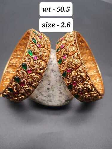 महिलाओं के सोने के कंगन