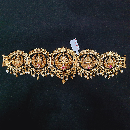 Ladies Gold Trendy Necklace