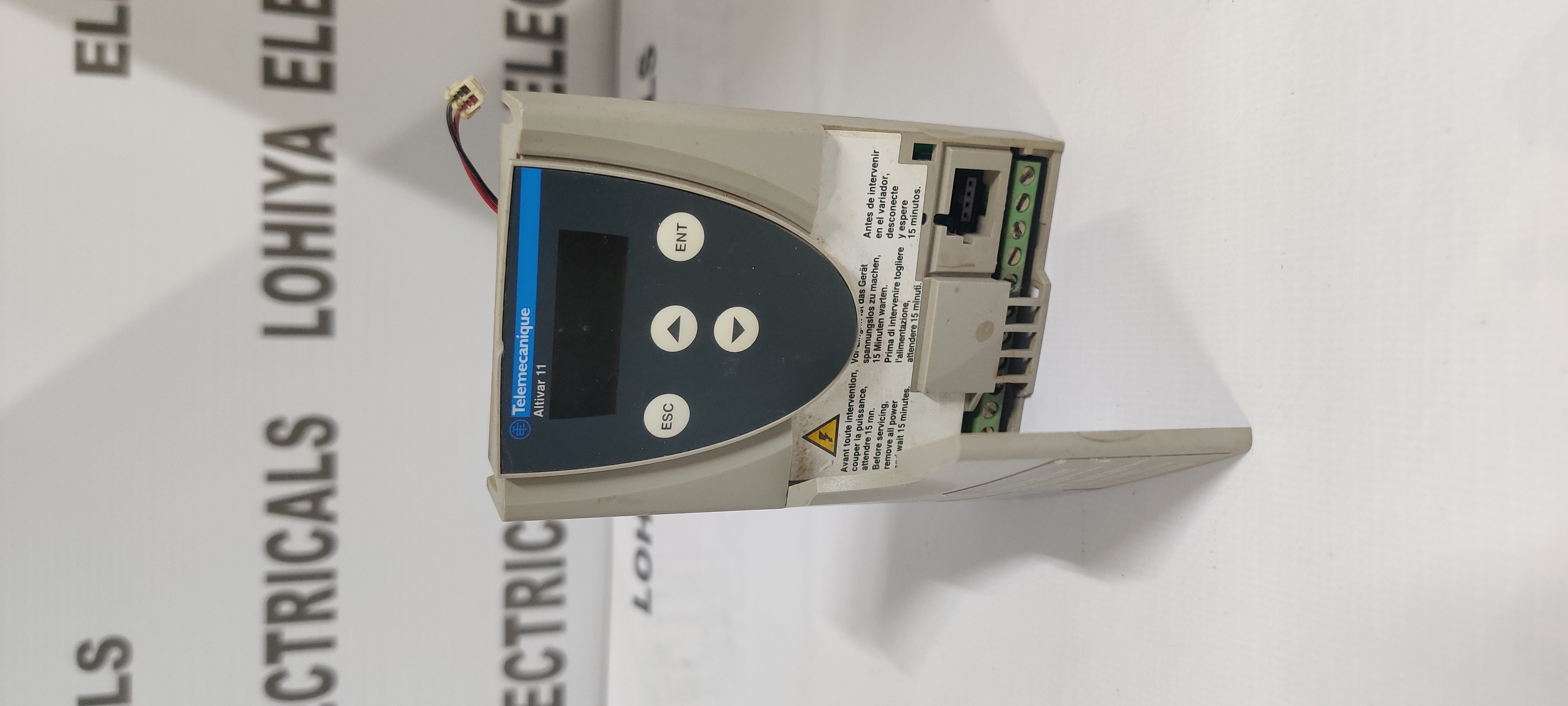 Telemecanique Altivar 11 Atv11hu09m2f Variable Speed Drive 1 2hp