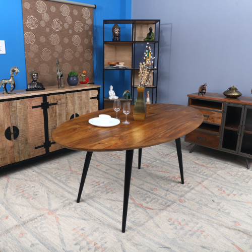 हस्तनिर्मित अंडाकार आकार की डाइनिंग टेबल