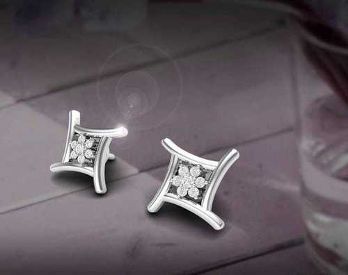 असली डायमंड इयररिंग डायमंड कैरेट वजन: 0.14Ct कैरेट