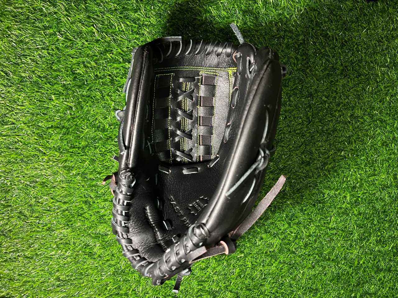 Black Leather Baseball Gloves Application: Sports