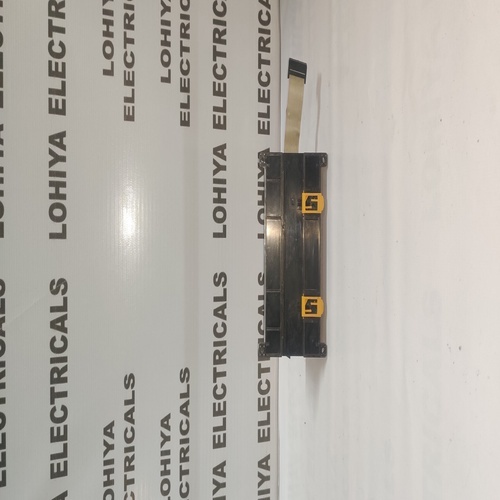 Omron Cp1w-40edt Plc Input/output Module