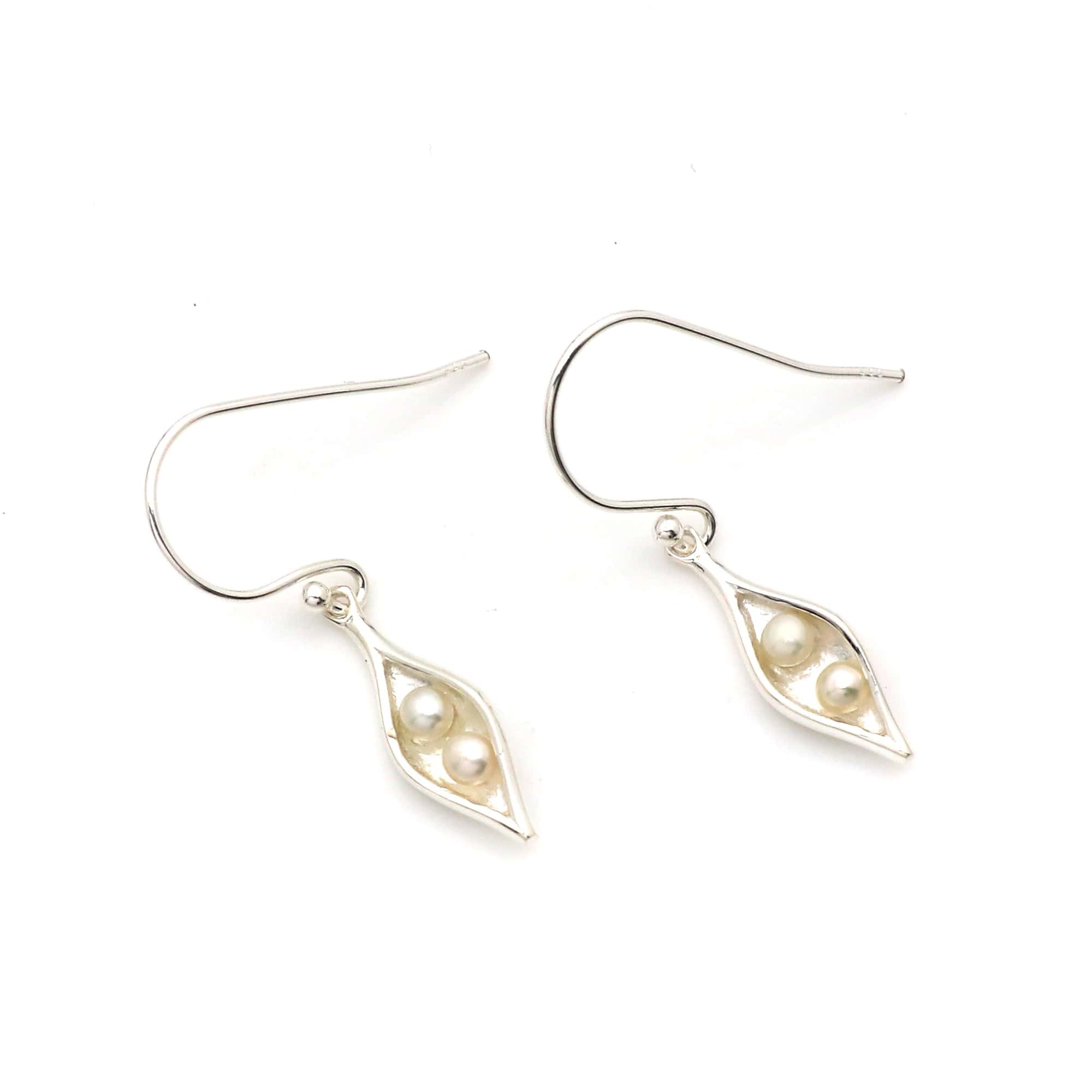 925 Sterling Silver Pearl In Shell Earring