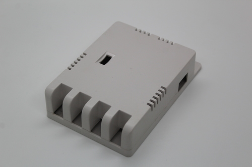 ऑफ व्हाइट आर्ड सीएच 4