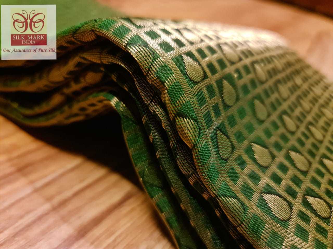 Bottle Green With Red Wedding Wear Pure Kanjivaram Silk Saree
