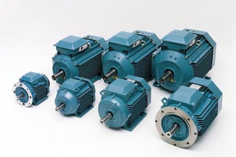 Three Phase Motor Pumps - Four Cornered Heavy Duty Ci Motor Body, Deep Cast Fins For Optimal Heat Dissipation, Continuous Duty Rating S1