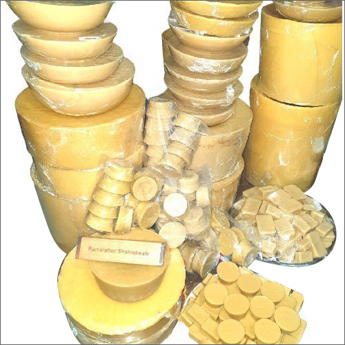 Filtered Bee Wax - Grade A, Light Brown | Ideal for Cosmetics, Personal Use, and Hair Styling in Air-Tight Packaging