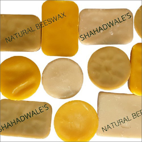 Beeswax Samples Kit - Raw Natural Material, Round & Rectangular Shapes, Ideal for Electron, Chemical, and Cosmetic Applications
