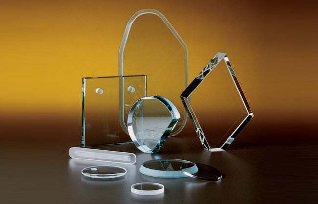 Vmc Toughened Glass Parts - Industrial Grade Toughened Glass, Transparent Finish, Excellent Heat Resistance, Easy Fastening To Machine Tables