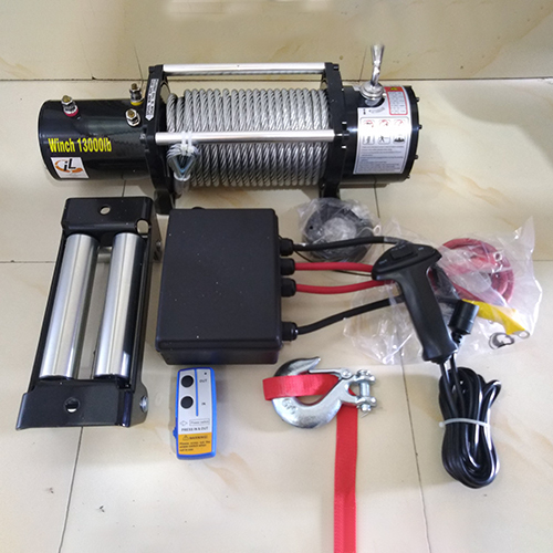 Electric Winch - Color: Black