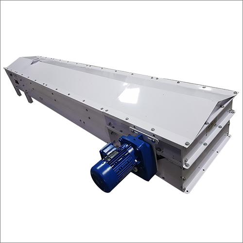 Stainless Steel Belt Conveyor - Flat Belt Design Silver Finish | Industrial Grade Durability And Efficiency