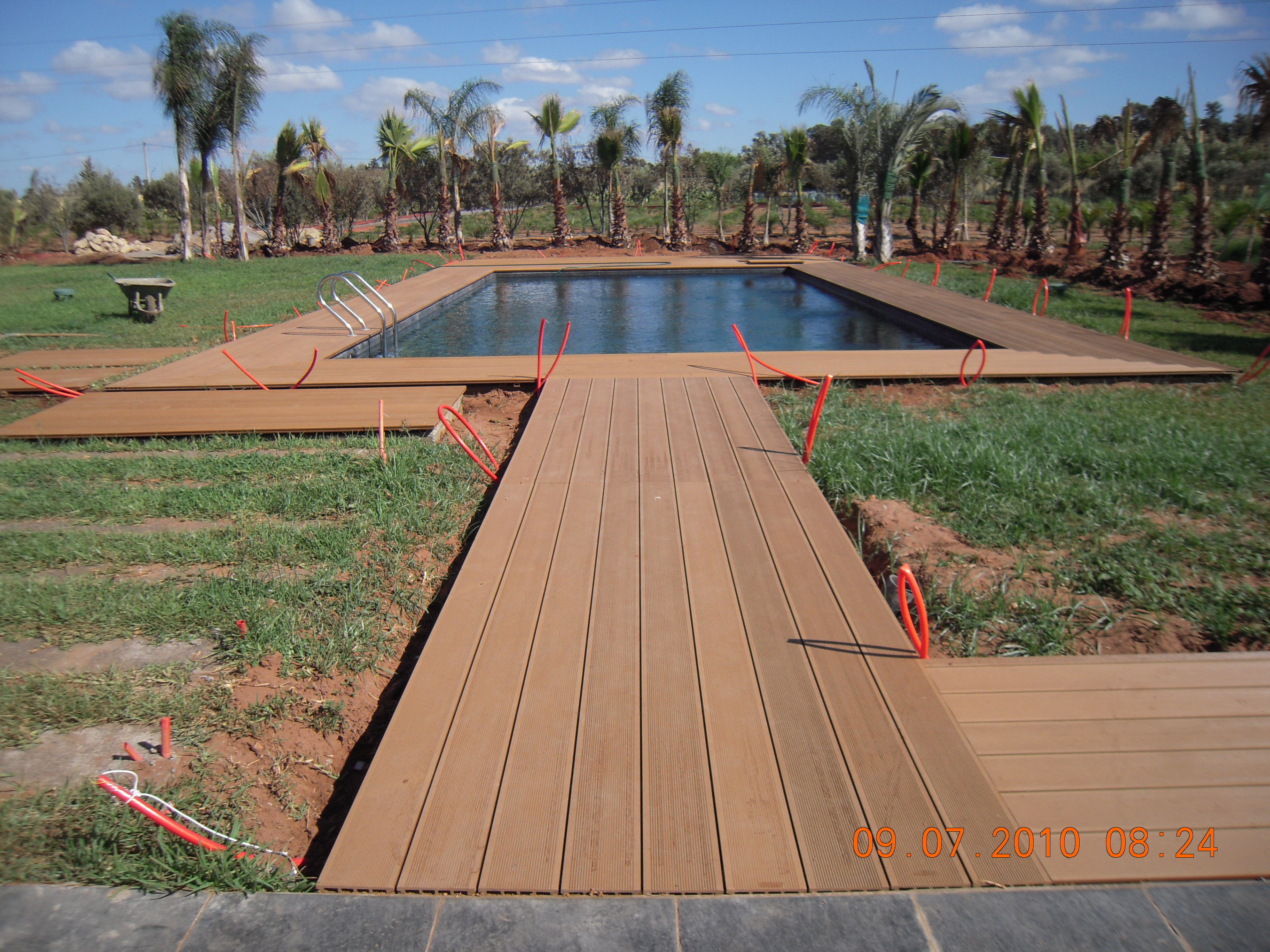 Wpc Outdoor Decking Floor - 24mm Thick, 146mm X 24mm X 2400mm | Wood-plastic Composite With Custom Surface Treatment