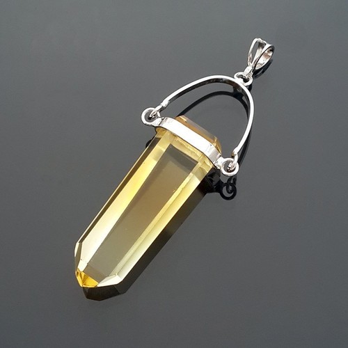सिट्रीन सिंगल पॉइंट पेंडेंट