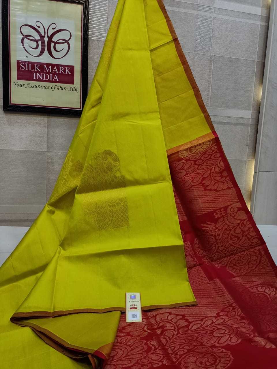 Greens Pure Silk Handloom With Avrata Butta