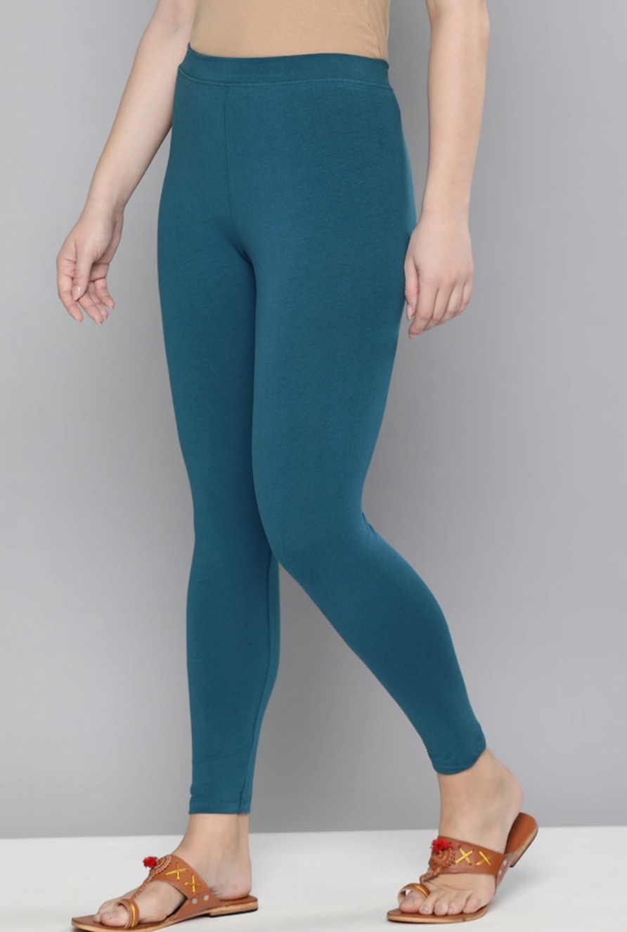 Multiple Ladies Solid Colored Leggings