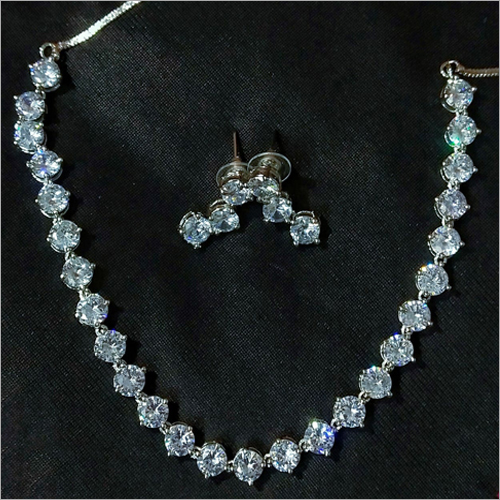 डिजाइनर CZ सिल्वर नेकलेस सेट