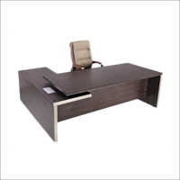 कार्यकारी टेबल और चेयर