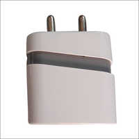 USB ट्रैवल एडॉप्टर बॉडी मटेरियल: प्लास्टिक