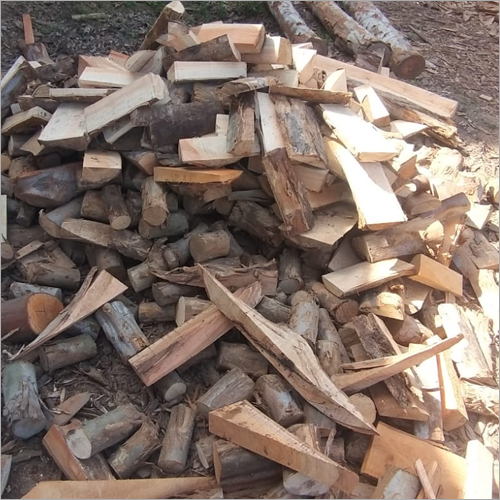 Safeda Fire Wood Chips - Commercial Grade, Moisture-resistant & Wear-resistant | Durable, Termite-resistant For Furniture & Fittings