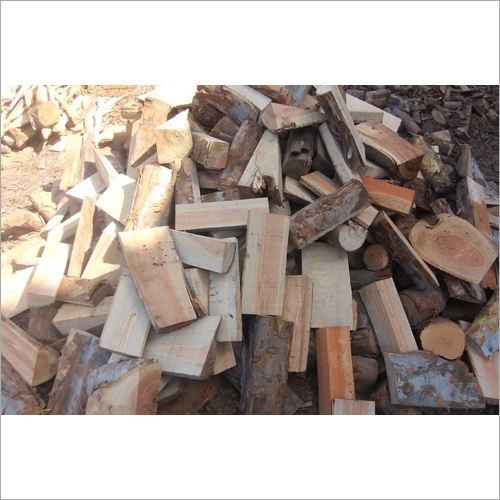 Safeda Fire Wood Chips - Commercial Grade, Moisture-resistant & Wear-resistant | Durable, Termite-resistant For Furniture & Fittings