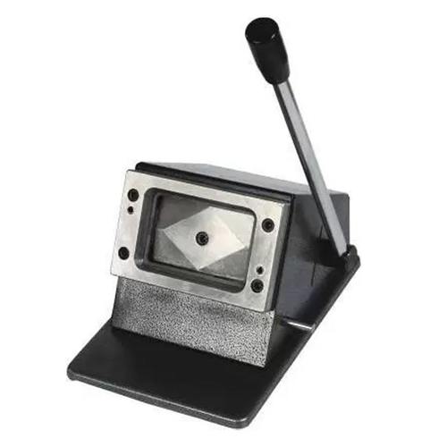 आईडी कार्ड कटर आयाम (L* W* H): 15.8* 23.5* 32.5 सेंटीमीटर (Cm)