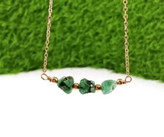 Natural Raw Emerald Necklace Healing Raw Crystal Necklace Birthday Gift For Her June Birthstone Necklac Size: 8-10mm