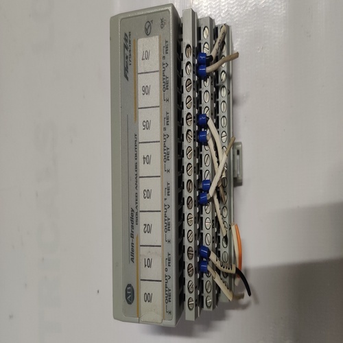 Allen-bradley 1794-0f4i Module