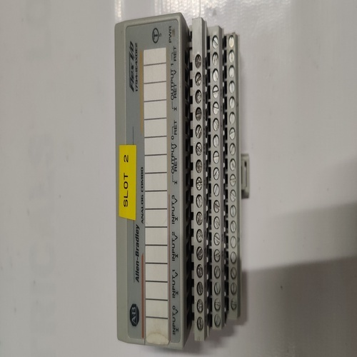 Allen-bradley 1794-ie4x0e2 Module