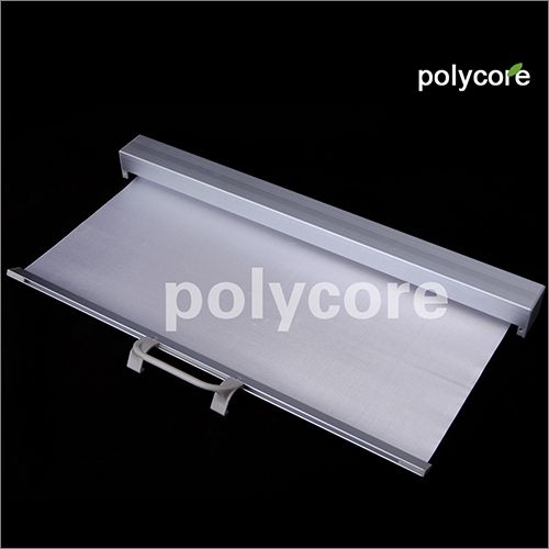 Night Blind Type E With Square Case Curtain