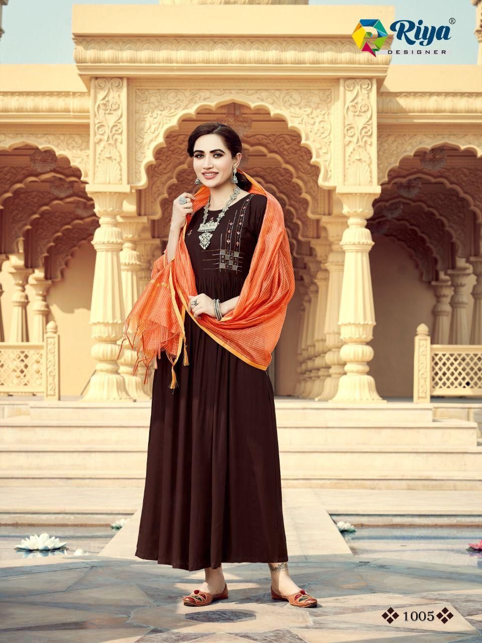 Pinl Rayon Kurti With Dupatta