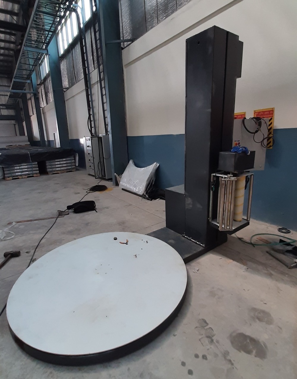Automatic Pallet Stretch Wrapping Machine By Dipack Corporation