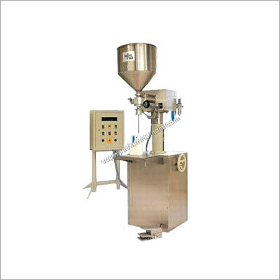 सेमी ऑटोमैटिक अचार भरने की मशीनें