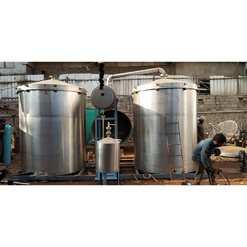 Aromatic Oil Distillation Plant - Automatic Grade: Semi-Automatic