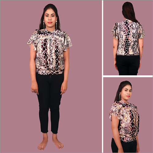 लेडीज़ डिजिटल प्रिंटेड टॉप