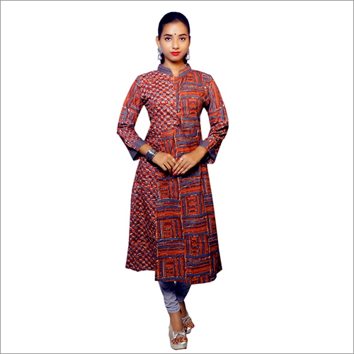 महिलाओं के लिए प्रिंटेड कॉटन कुर्ती