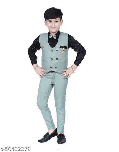 बच्चे बाबा सूट