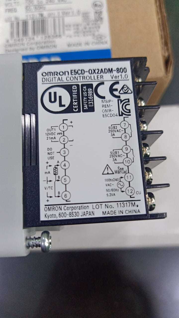 Omron E5cd-qx2adm-800