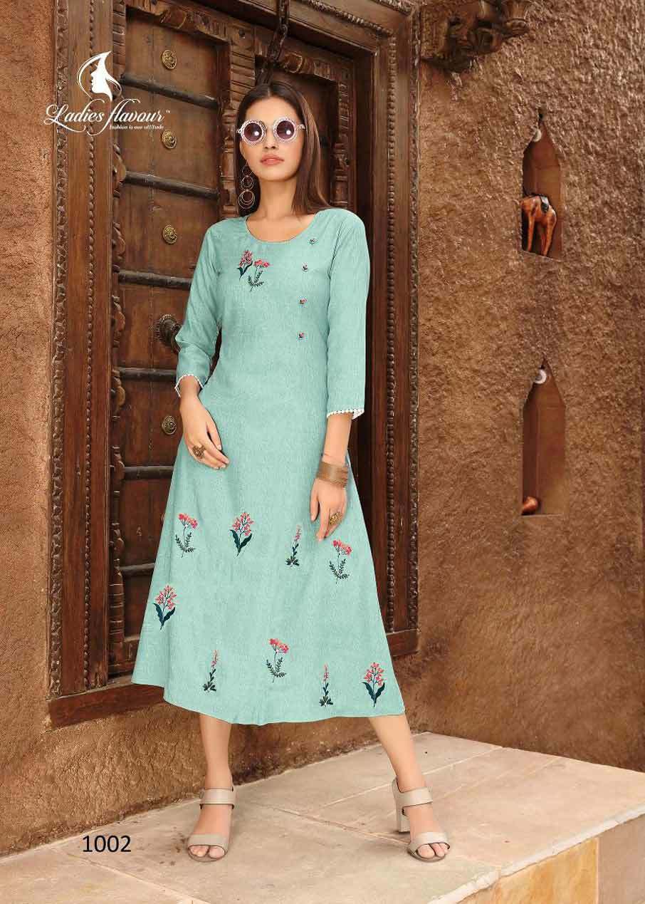 Flavour Gloory Rayon Kurti - Rayon Viscose With Embroidery Work, M(38)-3xl(46) Sizes, Casual & Formal Style, Machine Washable, Ideal For All Seasons