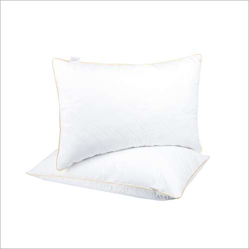 सफेद नासमझ तकिया