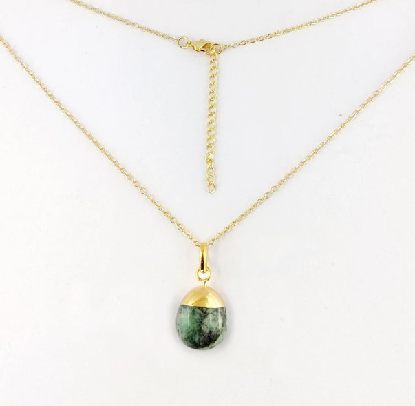 Emerald Smooth Tumble Pendant Necklace - 18 Inch Gold Plated Chain Handmade May Birthstone Jewelry With 14-18mm Oval Gemstone