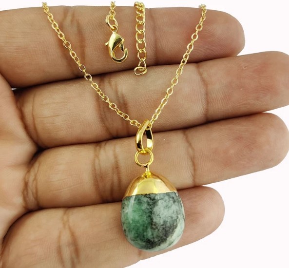 Emerald Smooth Tumble Pendant Necklace - 18 Inch Gold Plated Chain Handmade May Birthstone Jewelry With 14-18mm Oval Gemstone