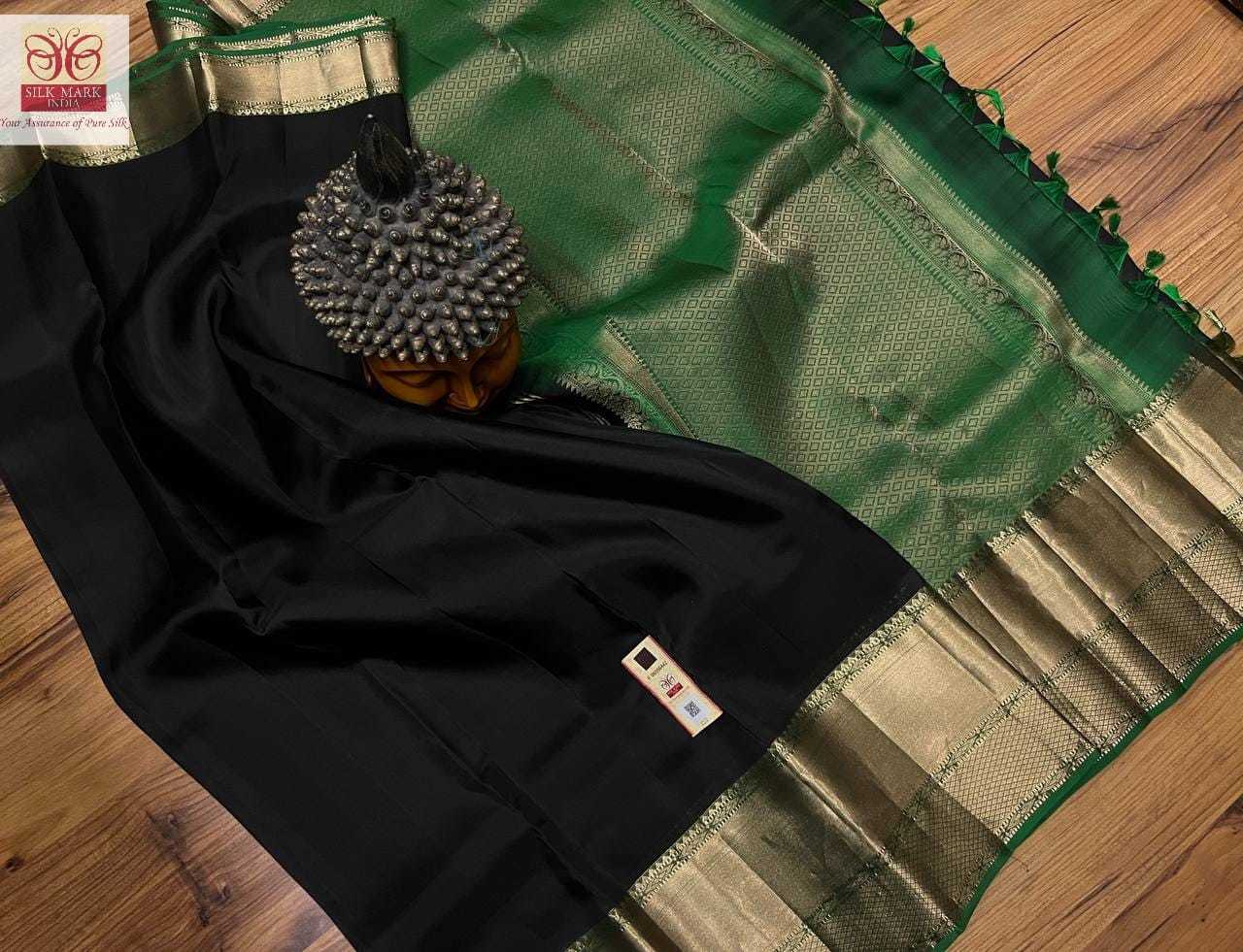 Traditional Kanchipuram Silk With Tissuse Border