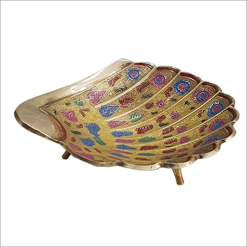 एंटीक ब्रास डिश