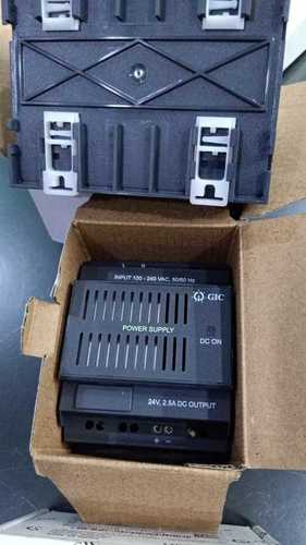 जीआईसी 2.5 ए 24 वीडीसी बिजली की आपूर्ति