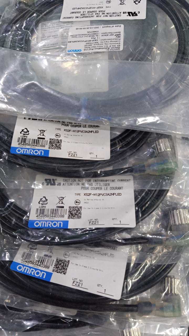 Omron Xs2f-m12pvc3a2ampled